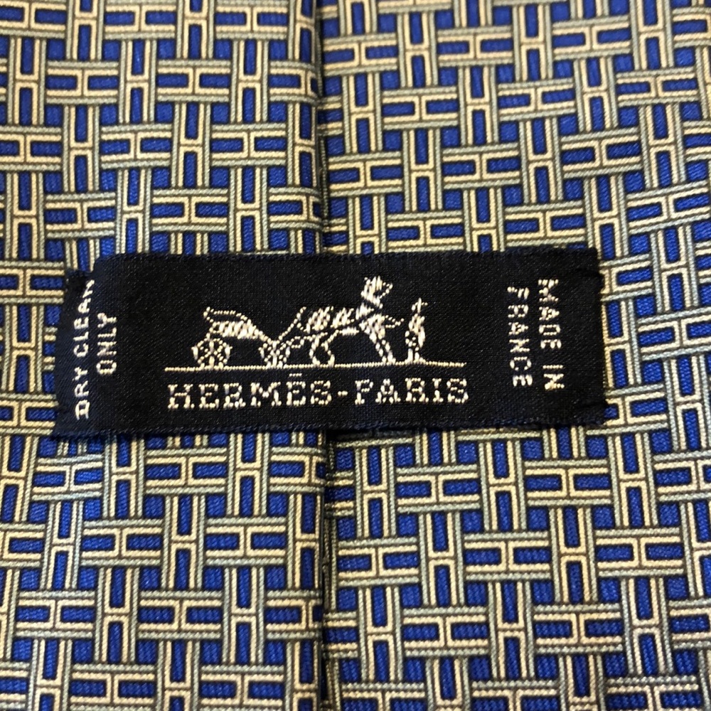 Hermès-Paris 100% Silk Ties